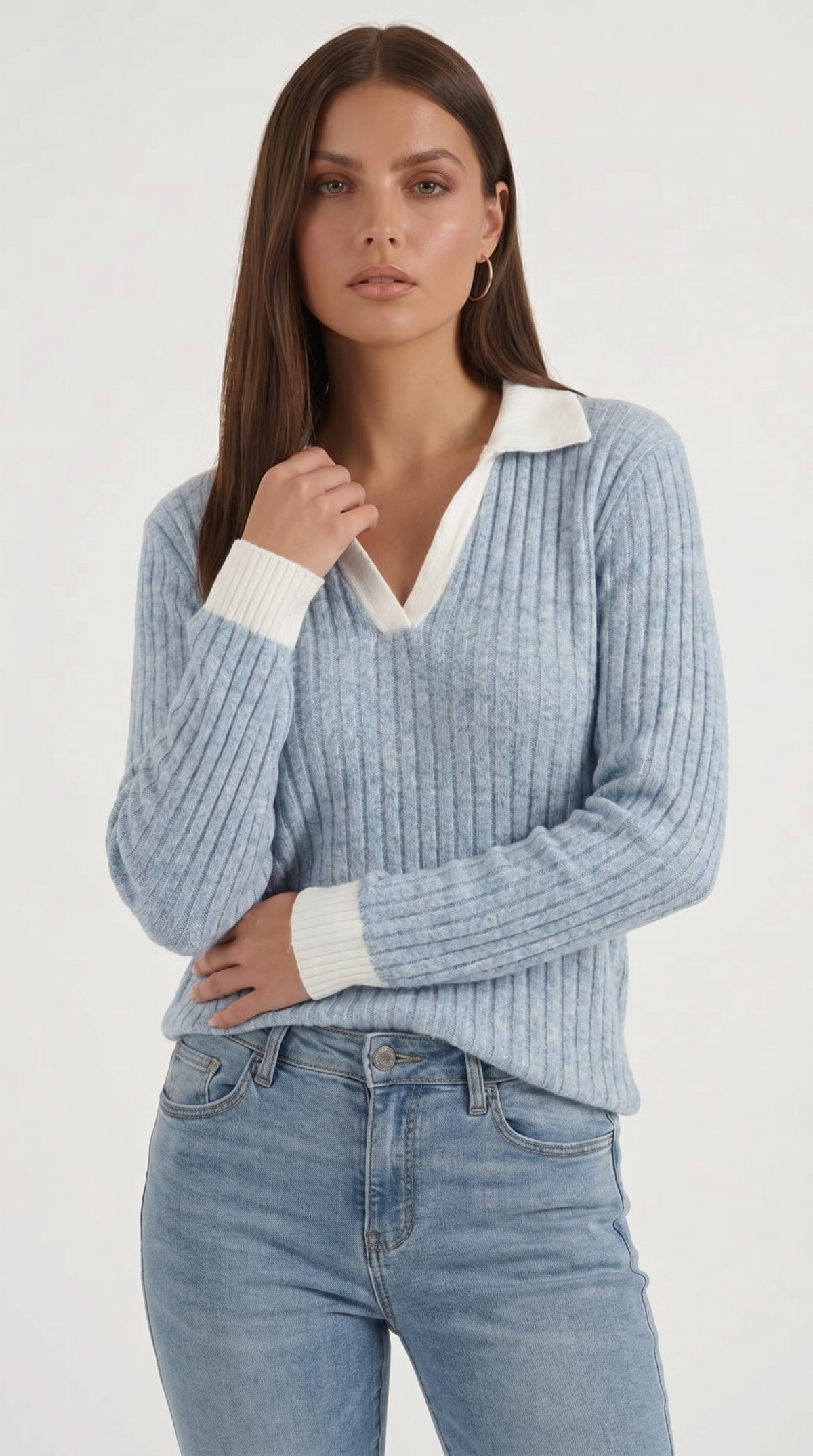 Langarmshirt mit Kragen und V-Ausschnitt in Rippstrick für Damen - Babyblau