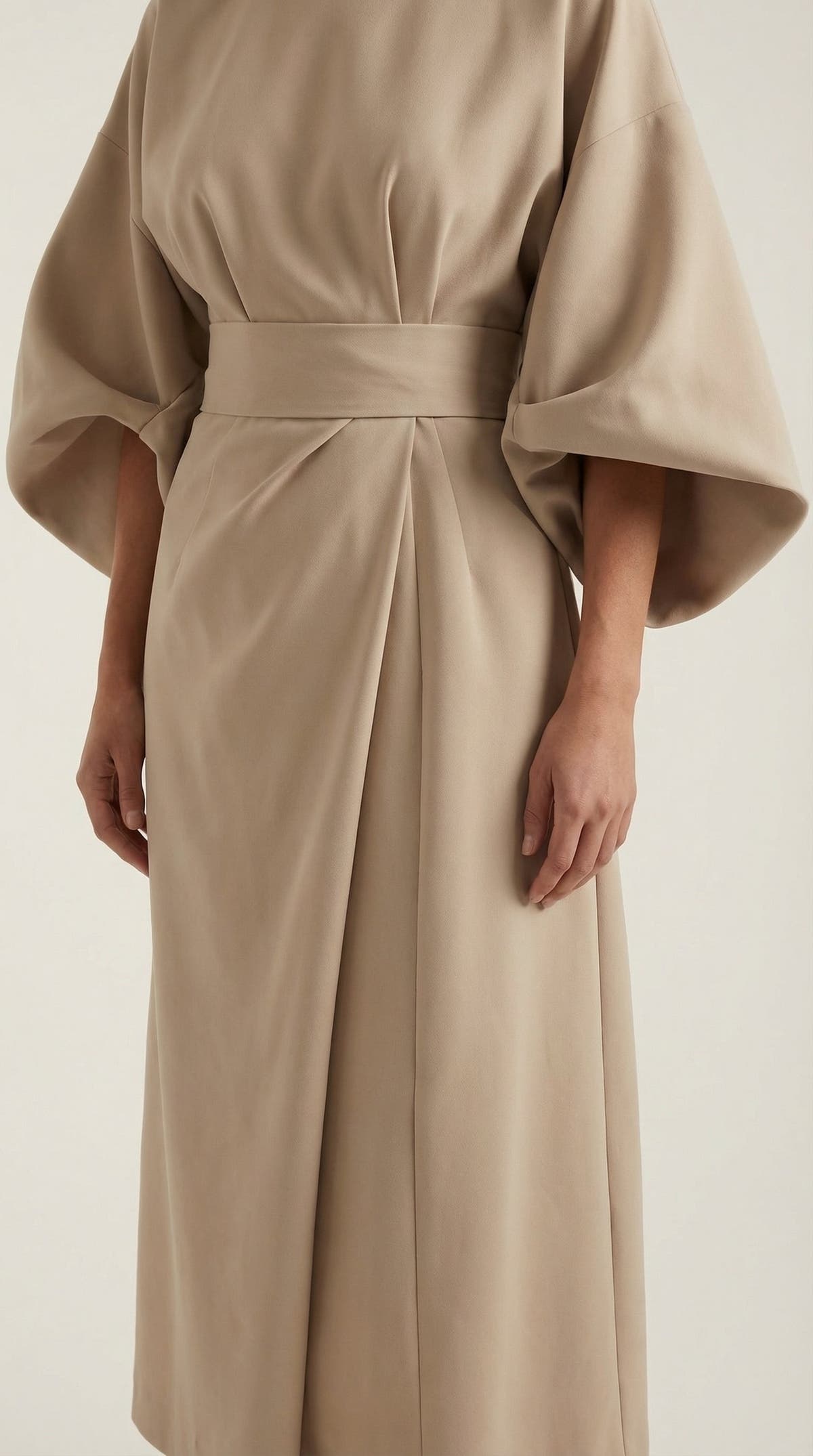 Wickelkleid mit Glockenärmeln und Gürtel in Midilänge für Damen