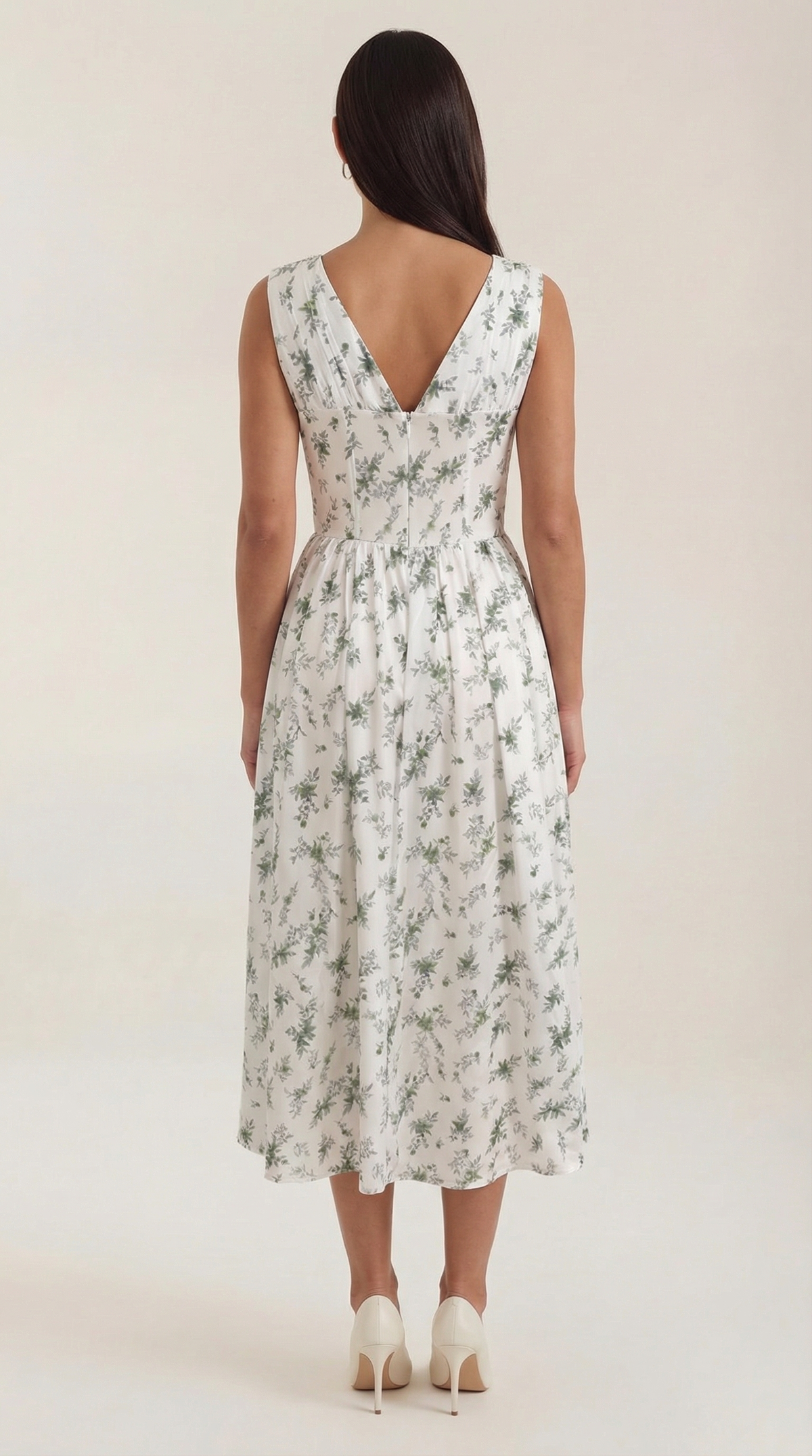 Midikleid mit tiefem V-Ausschnitt und gerafftem Rock für Damen