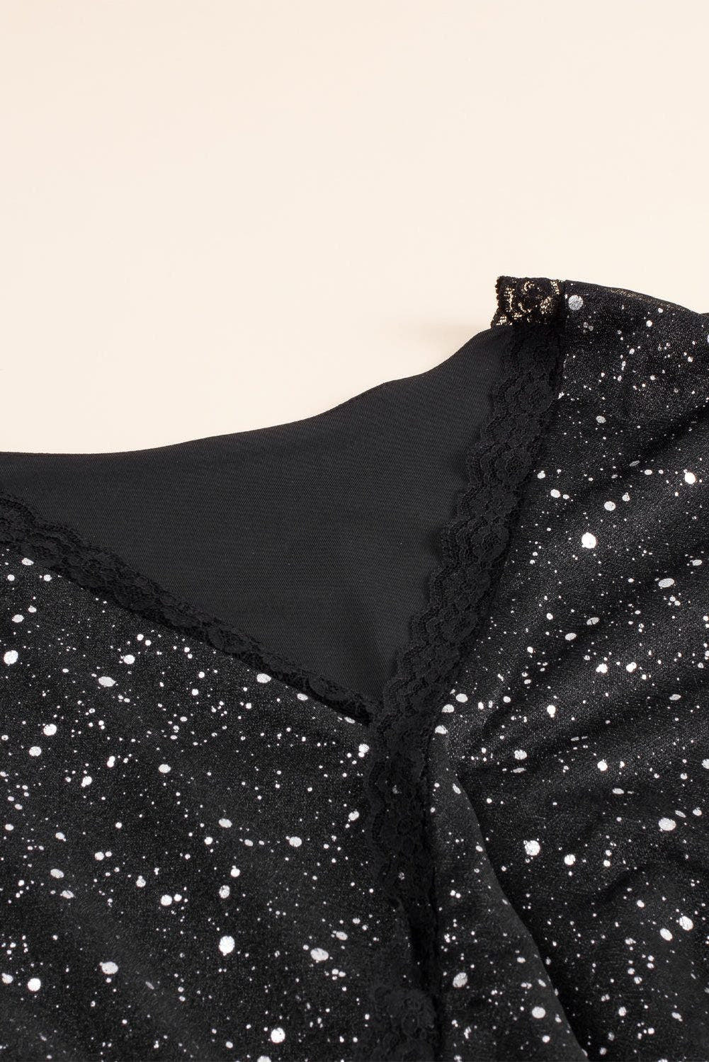 Festliches Kleid mit Wickelschnitt und V-Ausschnitt für Damen