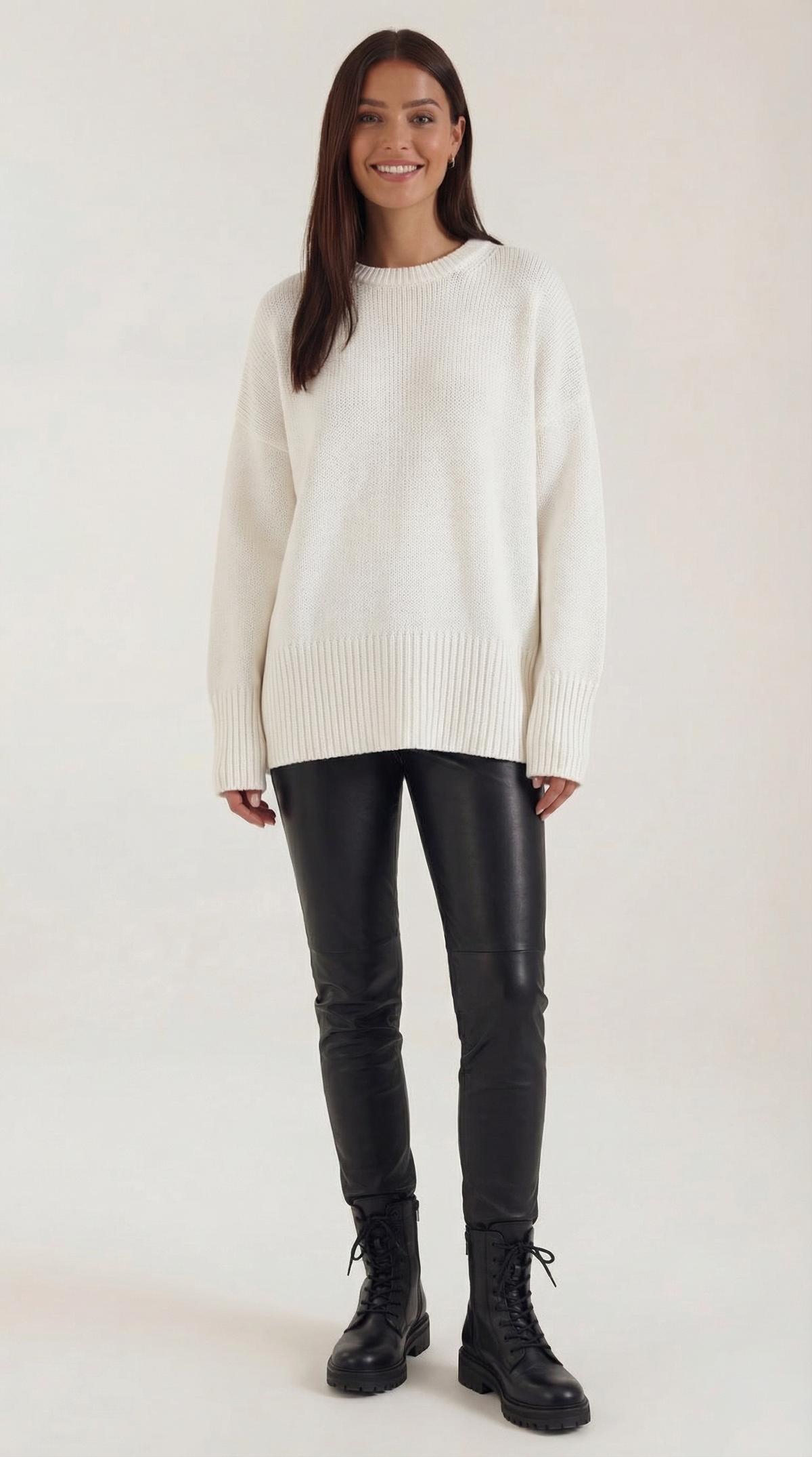 Pullover in Oversize-Passform mit Rundhals und Rippensaum für Damen - Weiss