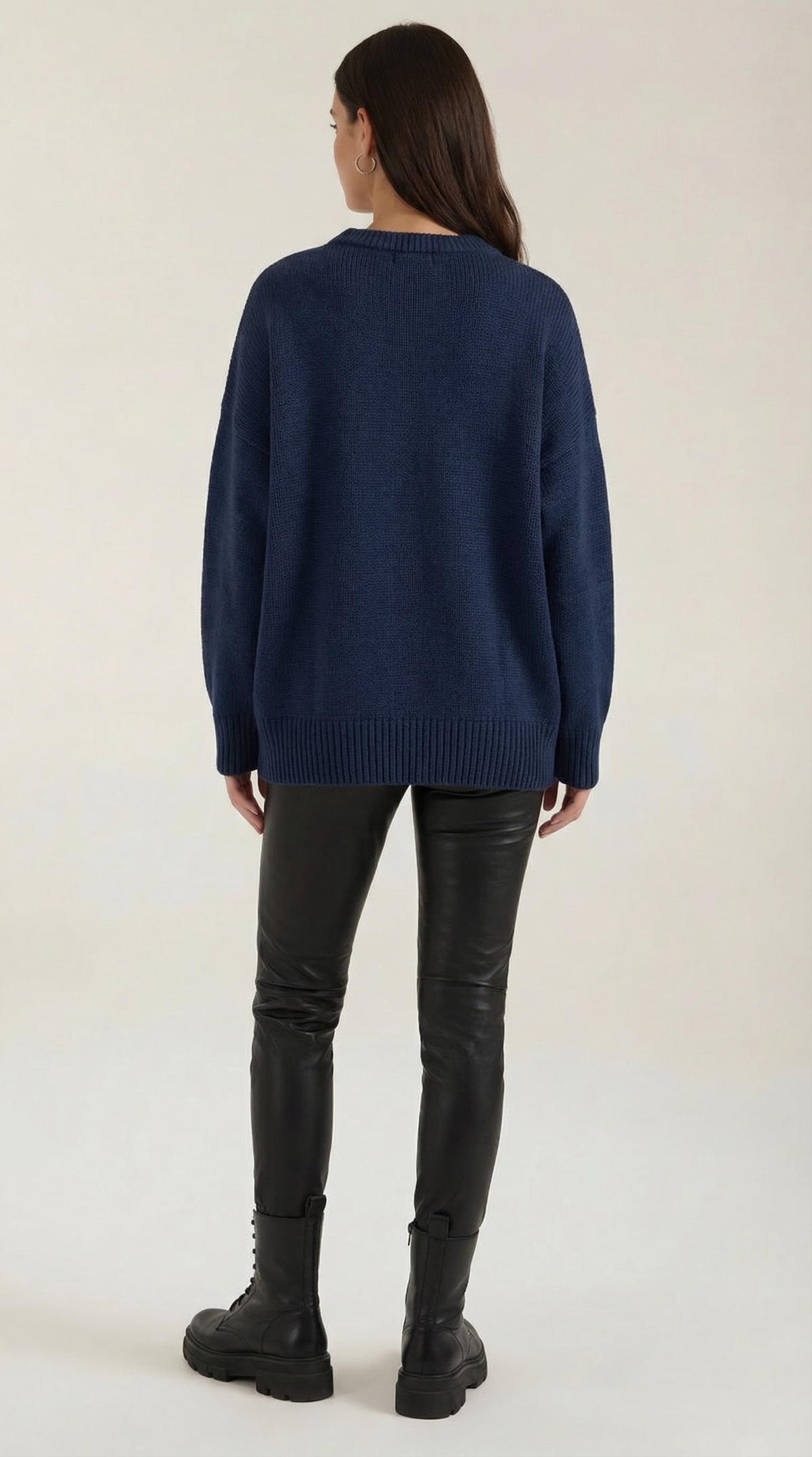 Pullover in Oversize-Passform mit Rundhals und Rippensaum für Damen