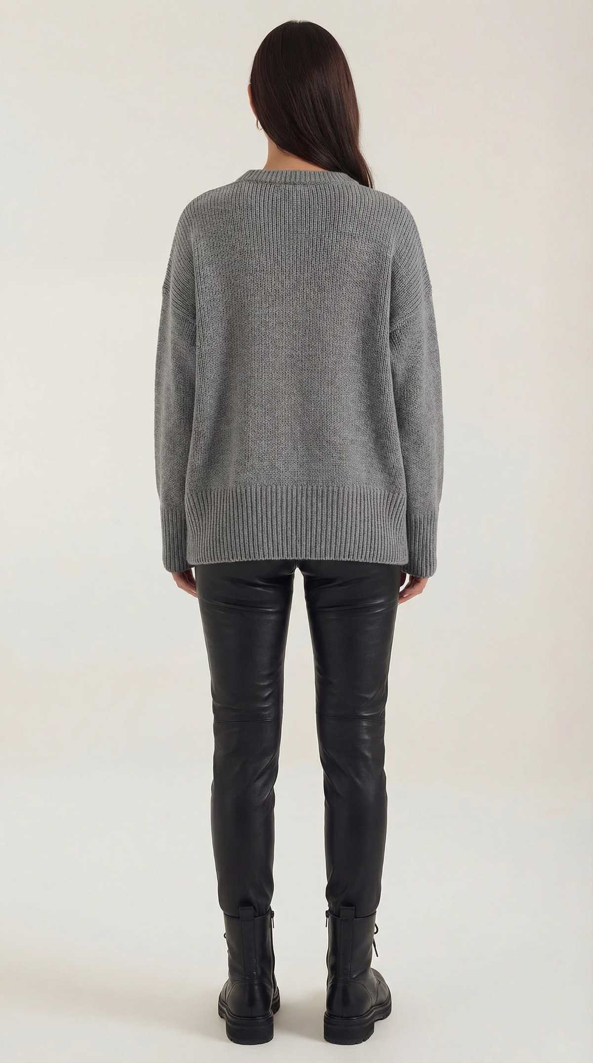 Pullover in Oversize-Passform mit Rundhals und Rippensaum für Damen