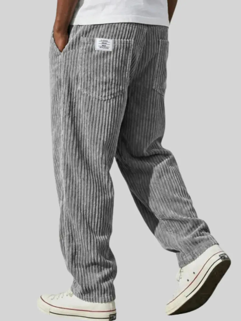 Cordhose Damen weich und wärmend, lockere Passform für Herbst und Winter