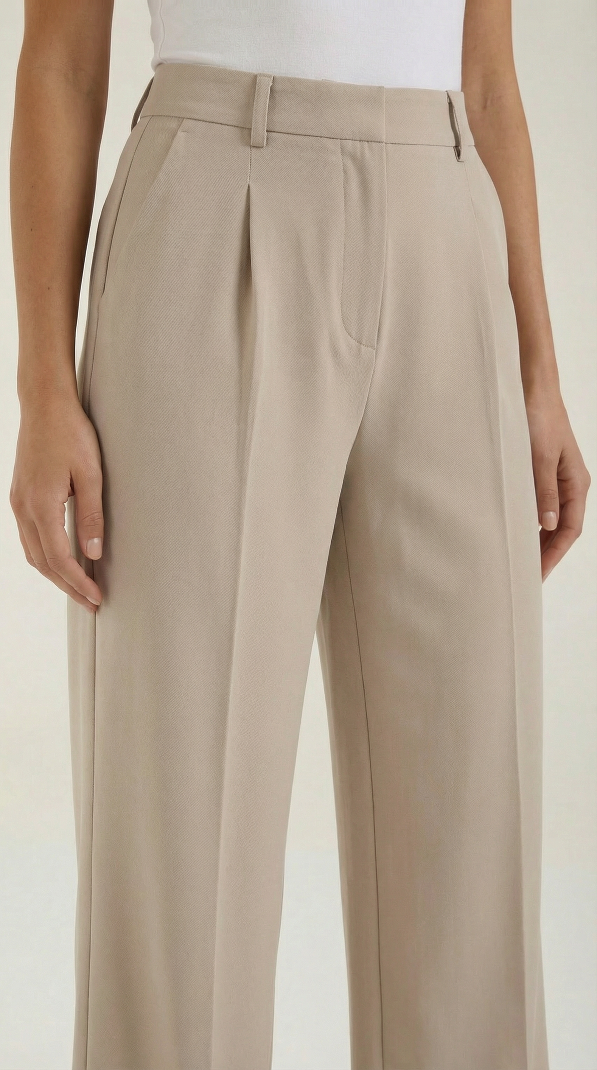 Stoffhose mit Bundfalten, hohem Bund und weitem Bein für Damen