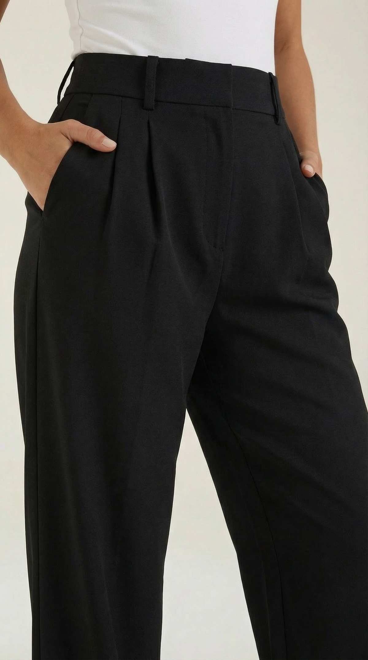 Stoffhose mit Bundfalten, hohem Bund und weitem Bein für Damen
