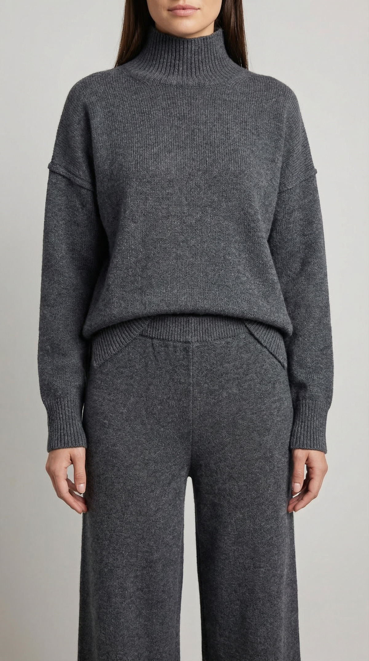 Zweiteiler mit Rollkragenpullover und weiter Hose aus Strick für Damen