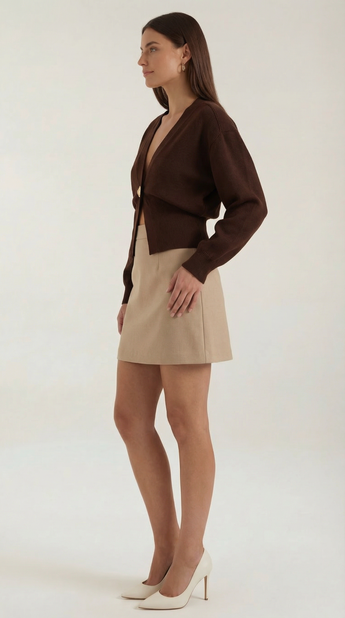 Pullover mit V-Ausschnitt und goldfarbenem Knopf für Damen