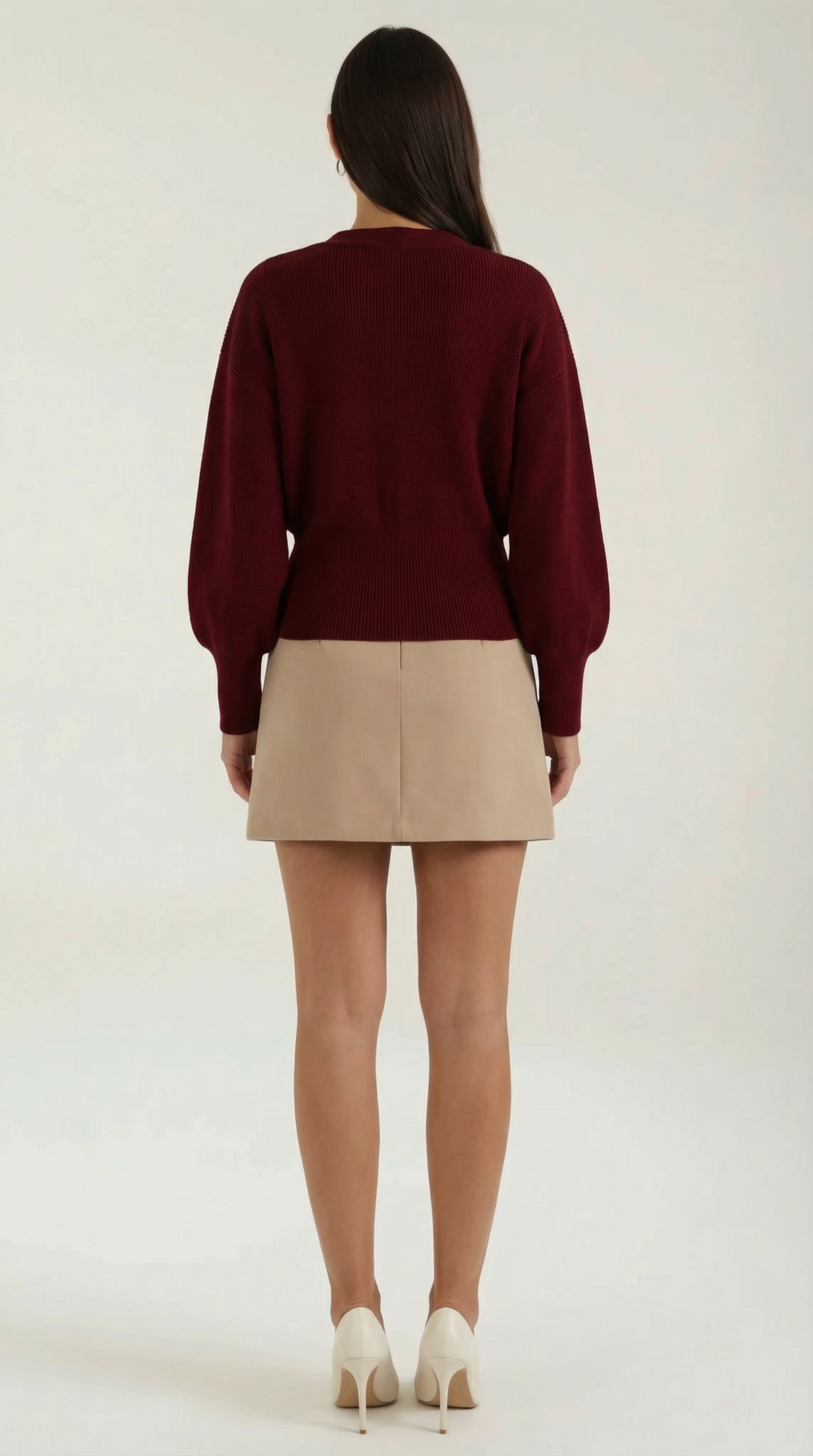 Pullover mit V-Ausschnitt und goldfarbenem Knopf für Damen