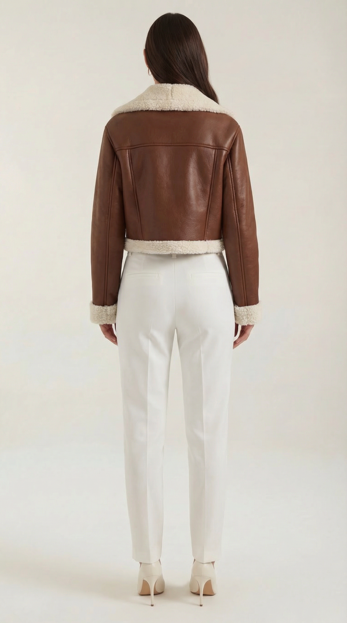 Jacke im Pilotenstil mit Kunstfellbesatz und kurzem Schnitt für Damen