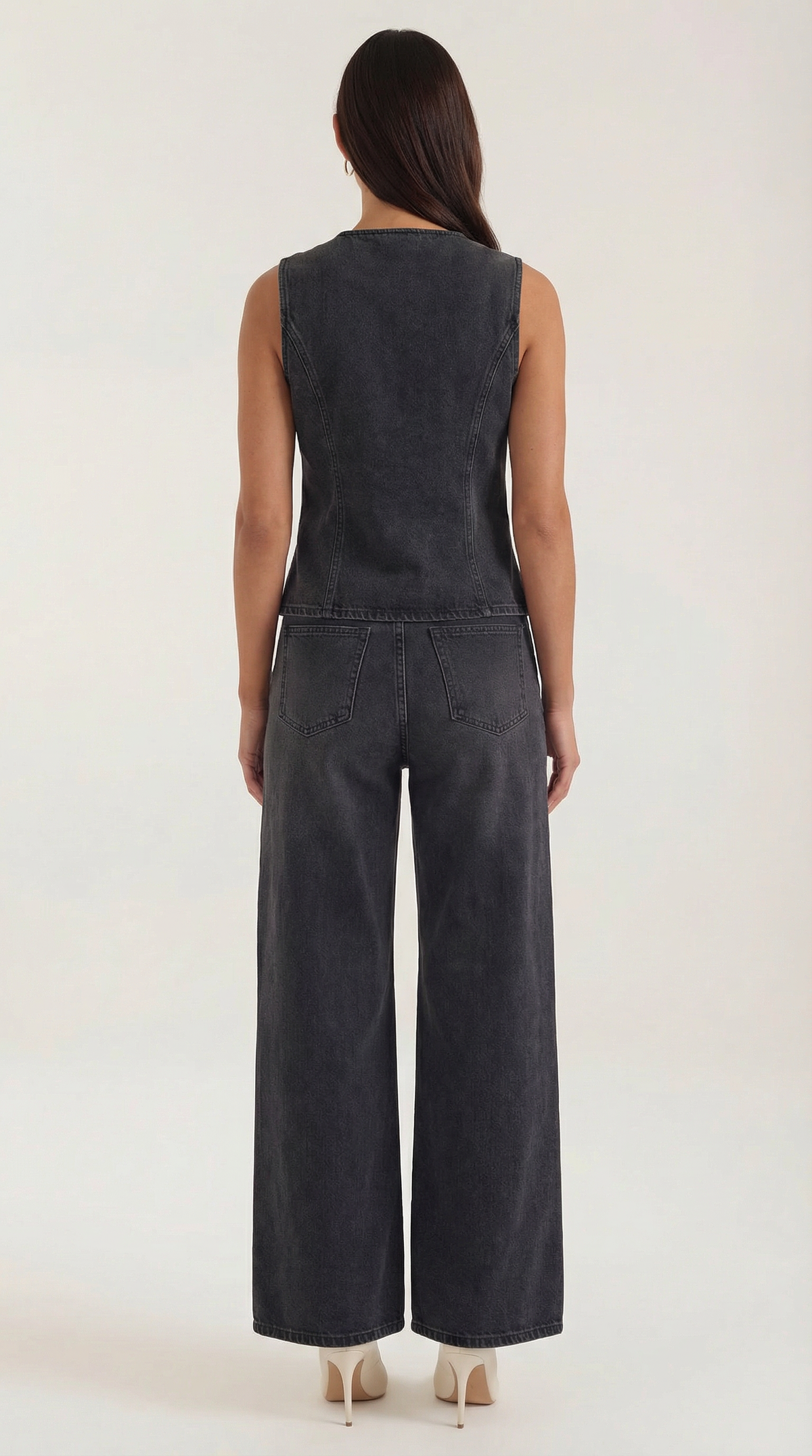 Zweiteiler aus Denim mit Weste und weiter Hose für Damen