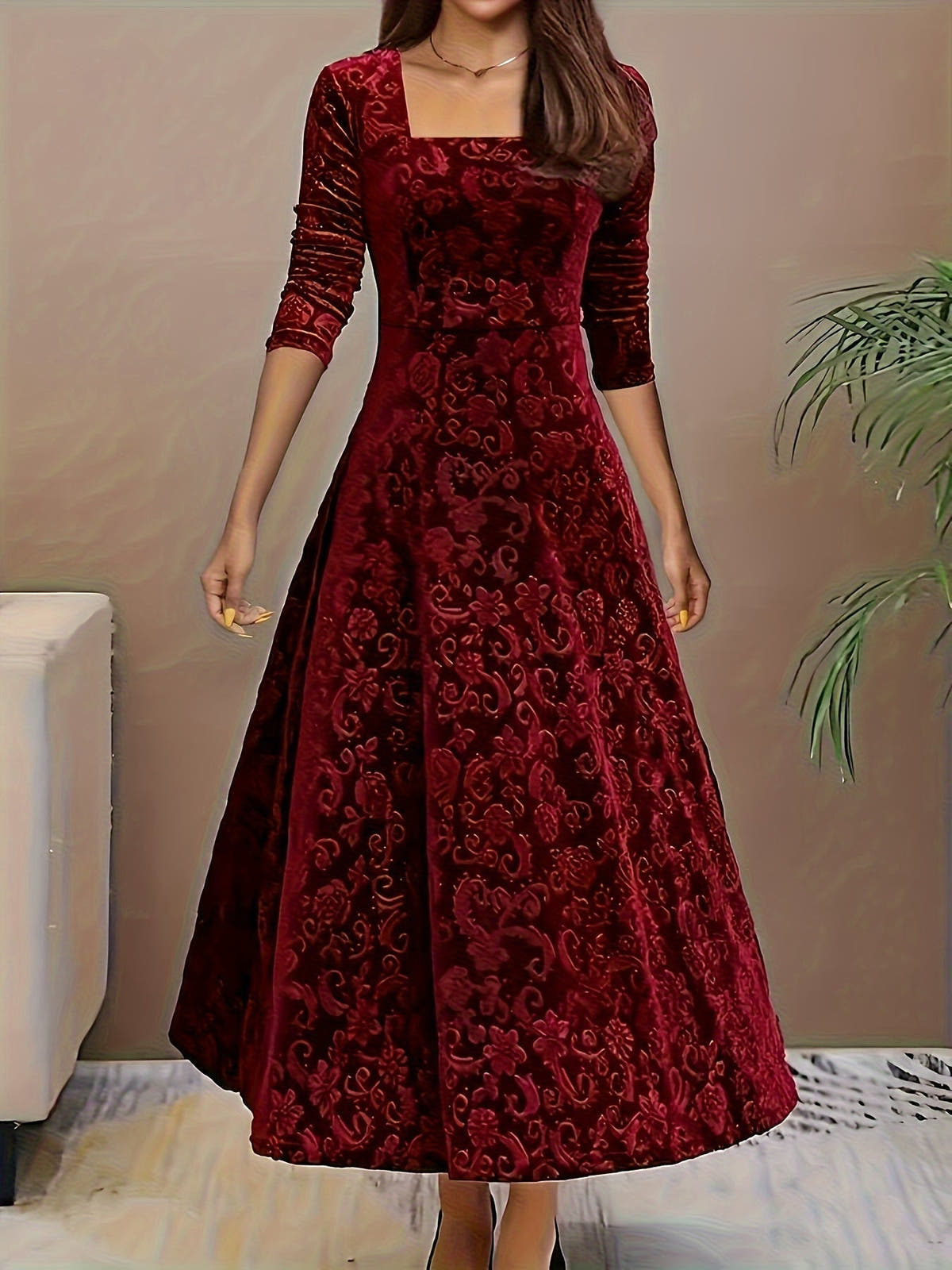 Samtkleid Damen tailliert und festlich mit Blumenmuster