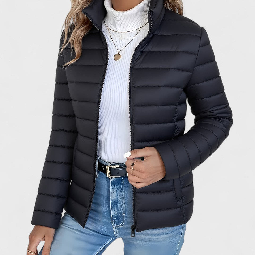 Steppjacke Damen leicht, hüftlang mit Stehkragen