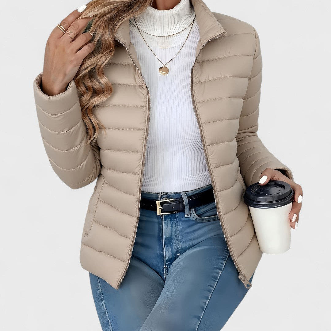 Steppjacke Damen leicht, hüftlang mit Stehkragen