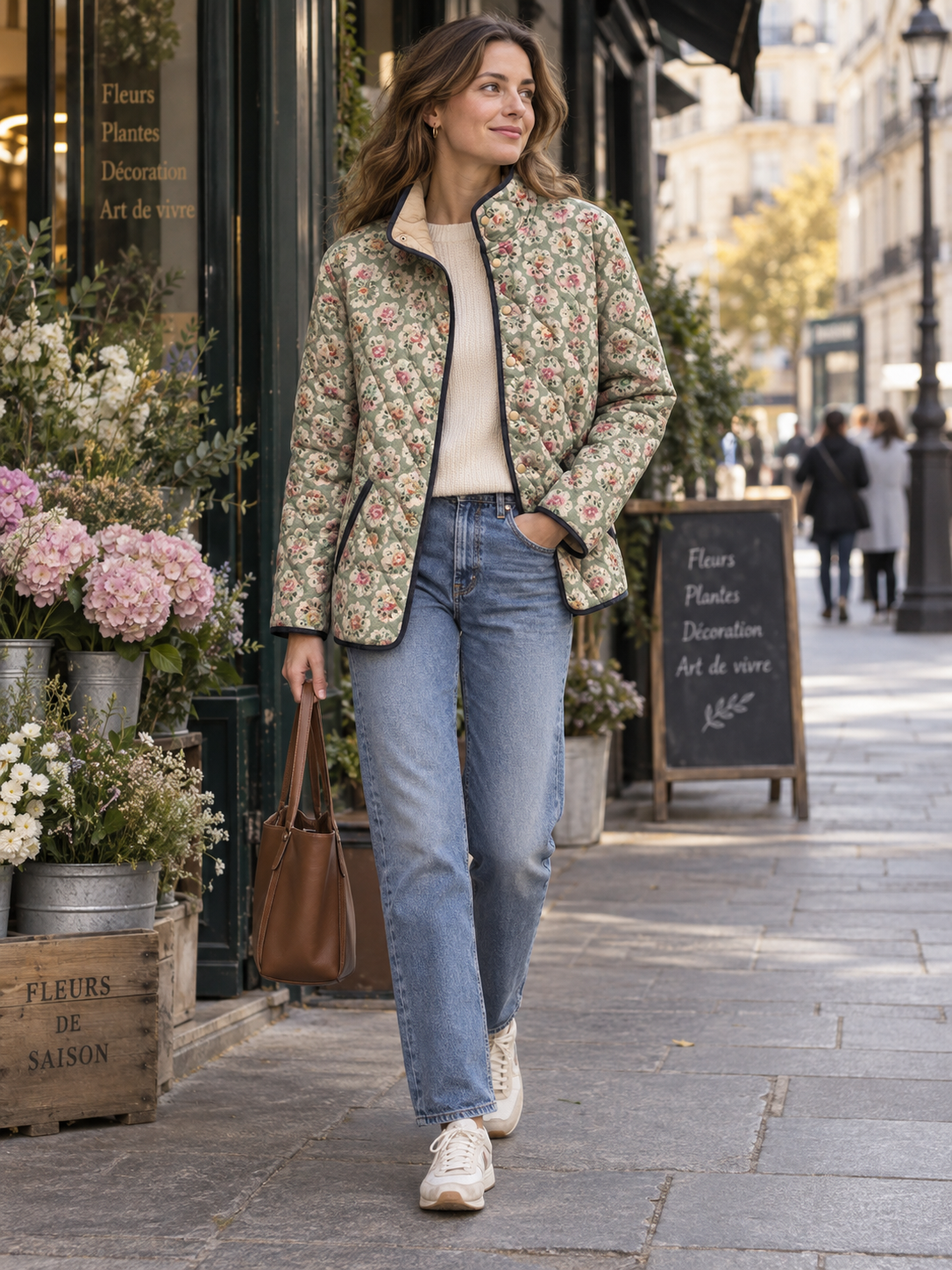 Steppjacke Damen mit Rautensteppung, Stehkragen und Blumenmuster