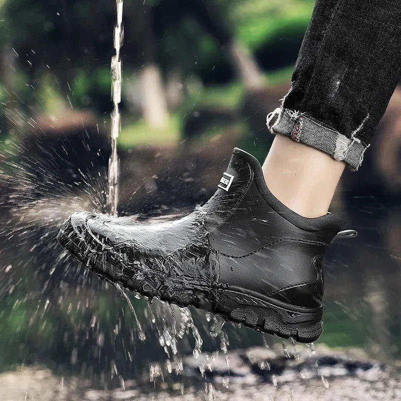 Stiefel Herren aus Leder mit Profilsohle, klassischer Schnitt
