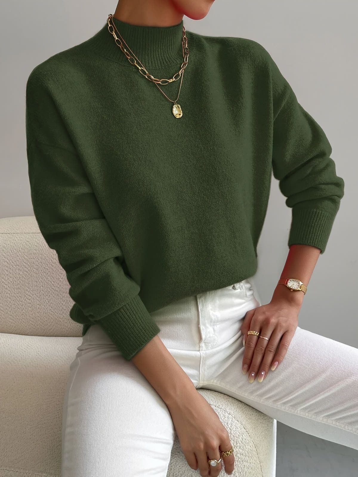 Strickpullover Damen aus flauschigem Feinstrick mit Stehkragen und überschnittenen Schultern