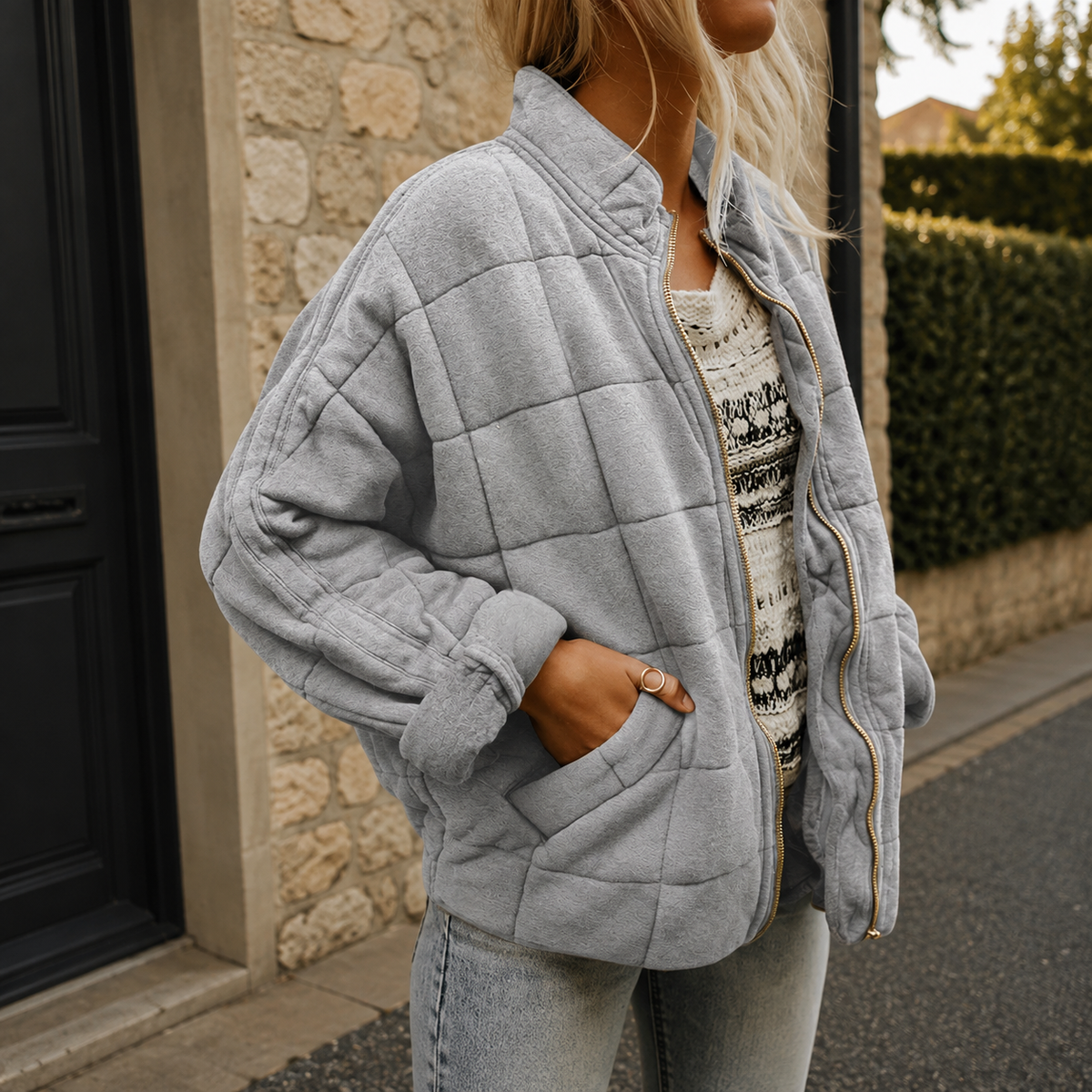 Steppjacke mit Stehkragen und Fronttaschen