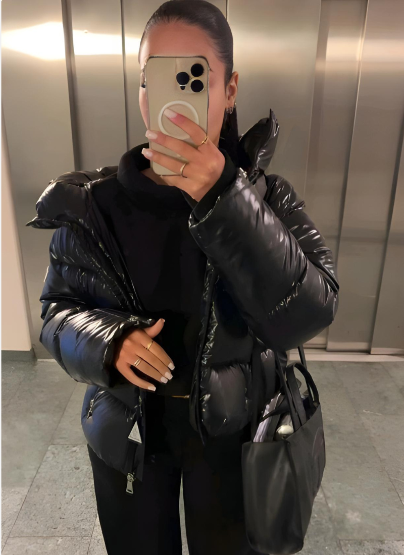 Wintermantel Damen wattiert, kurz und Oversize mit Kapuze
