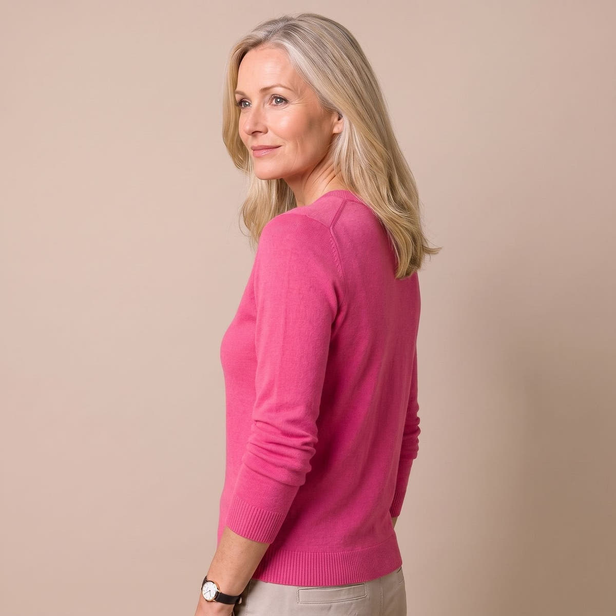 Wollpullover Damen aus weicher Wollmischung, figurbetont mit Rundhals