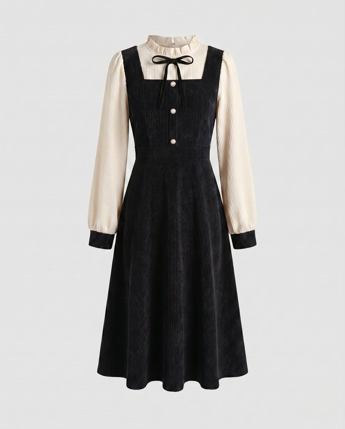 Winterkleid aus Cord mit Rüschenkragen und Zierknöpfen für Damen