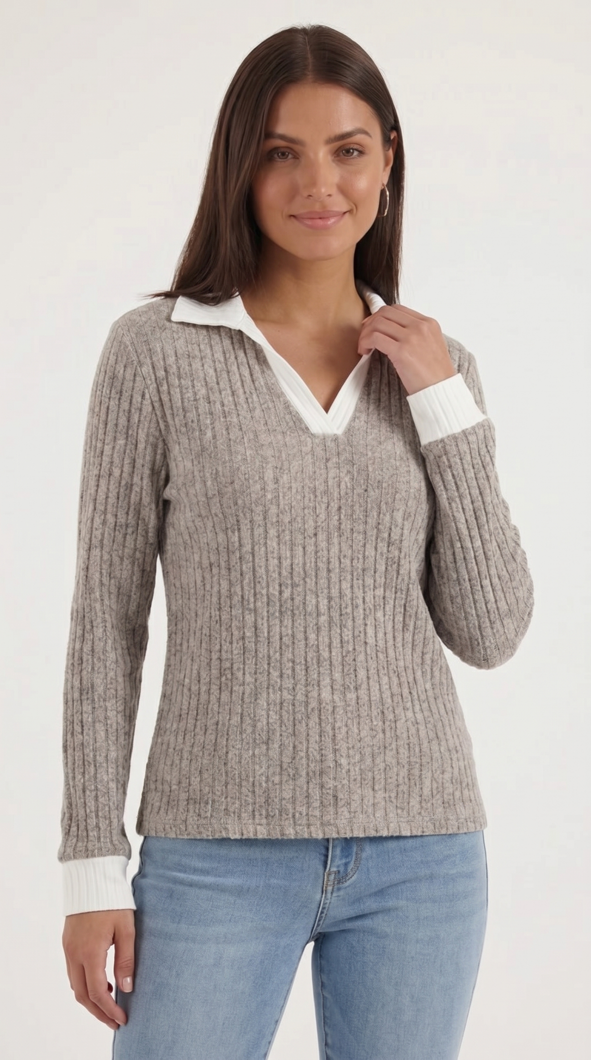 Langarmshirt mit Kragen und V-Ausschnitt in Rippstrick für Damen