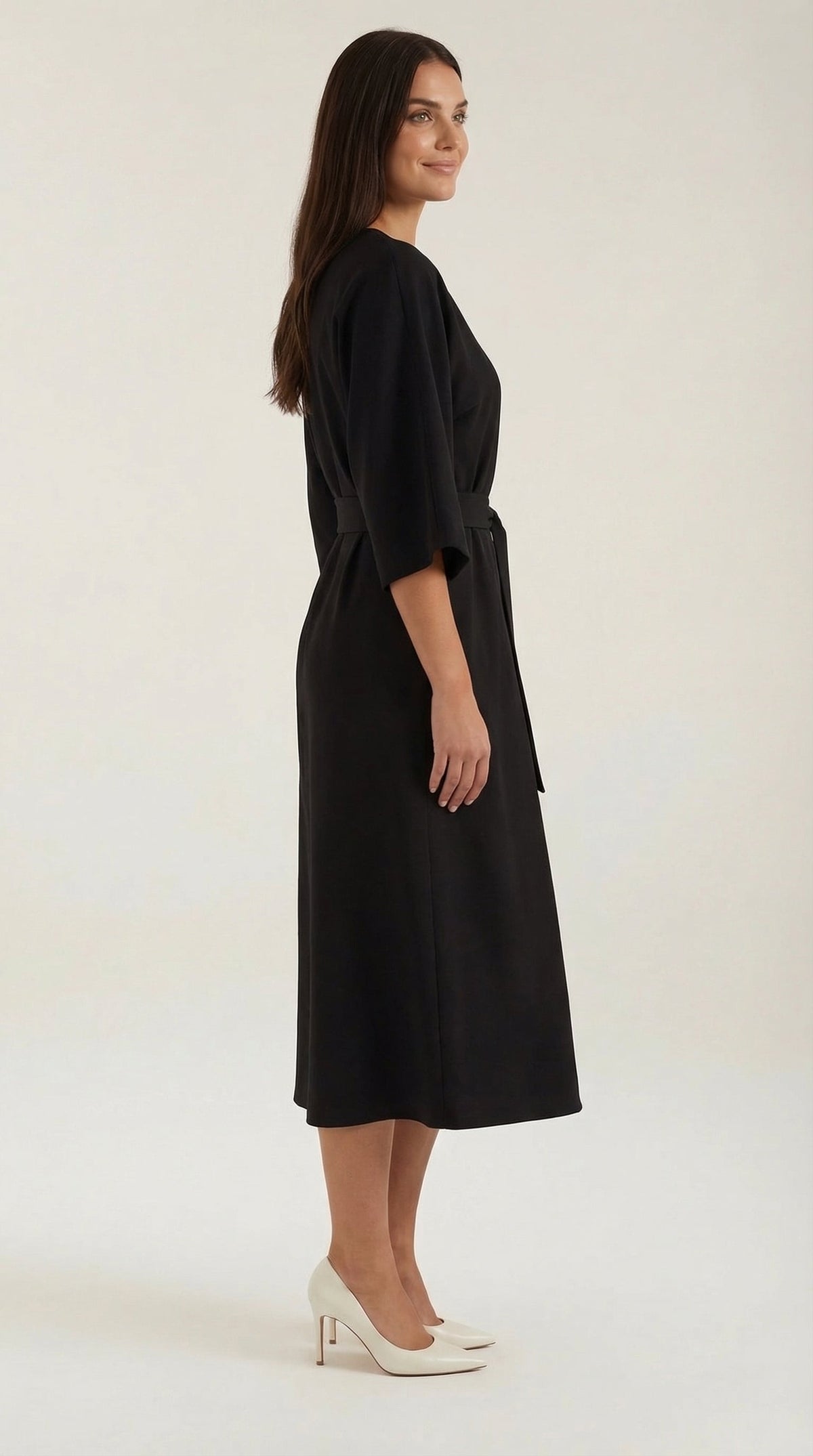 Wickelkleid mit Glockenärmeln und Gürtel in Midilänge für Damen