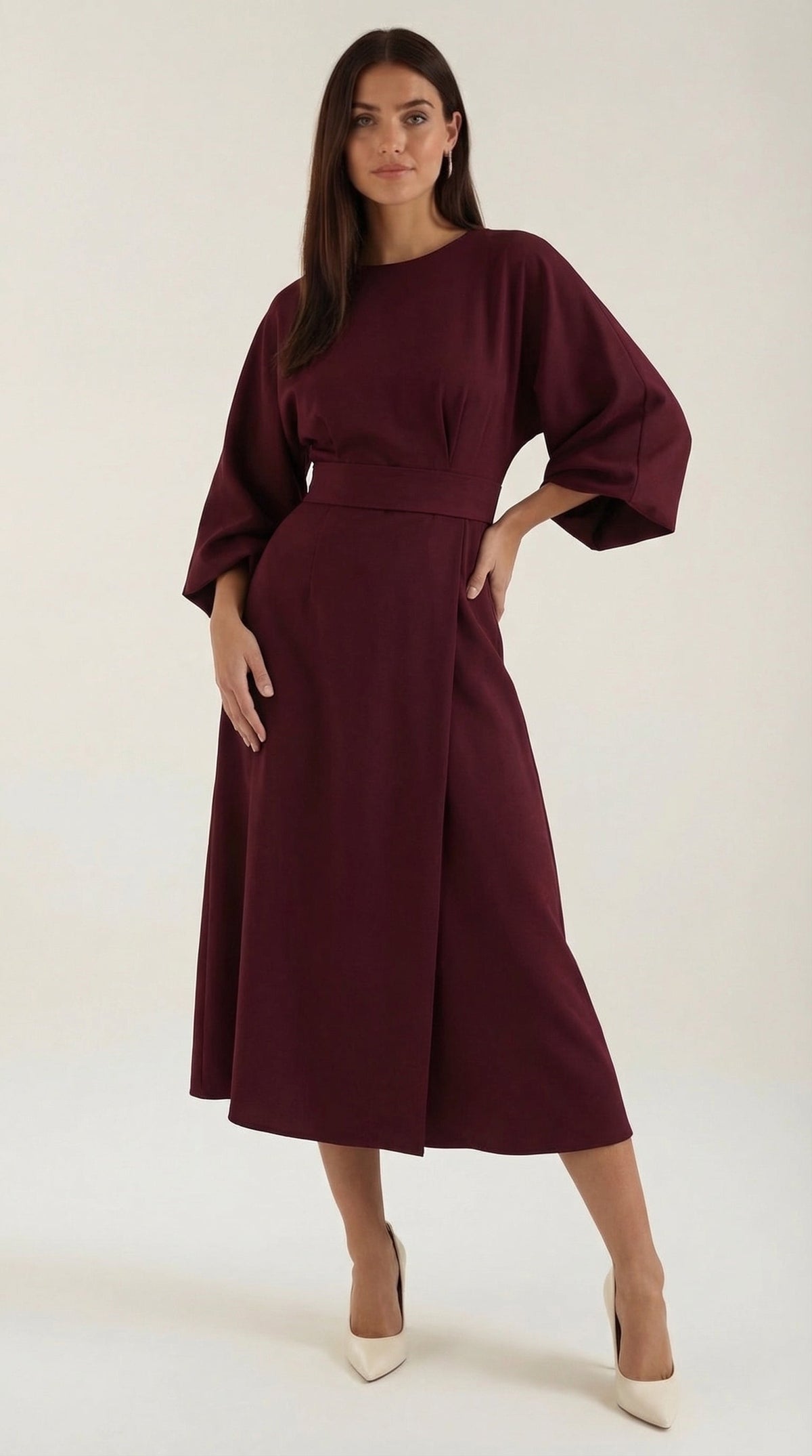Wickelkleid mit Glockenärmeln und Gürtel in Midilänge für Damen - Dunkelrosa