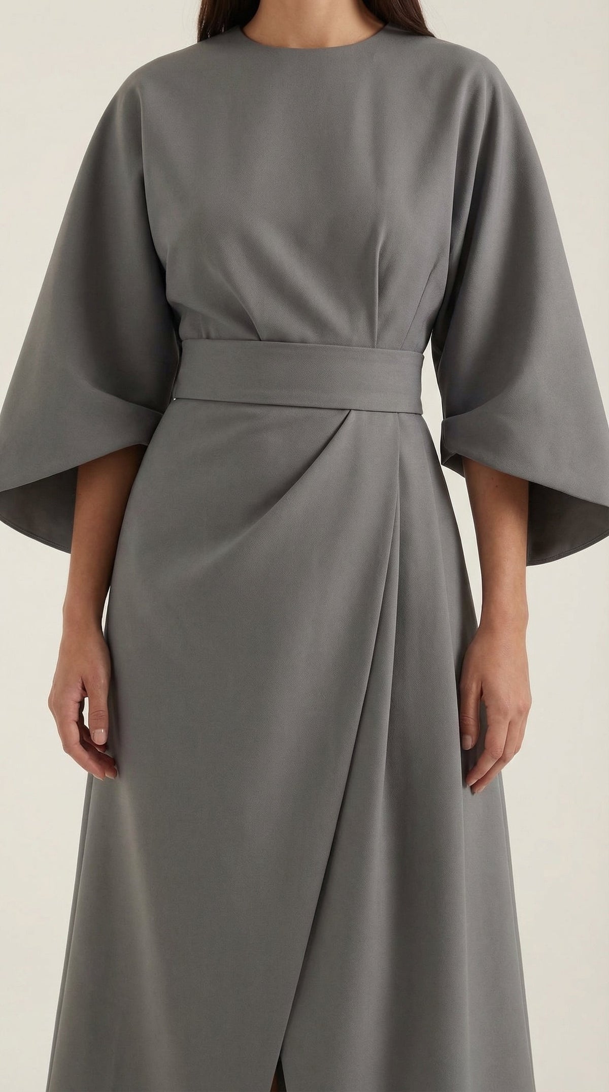 Wickelkleid mit Glockenärmeln und Gürtel in Midilänge für Damen