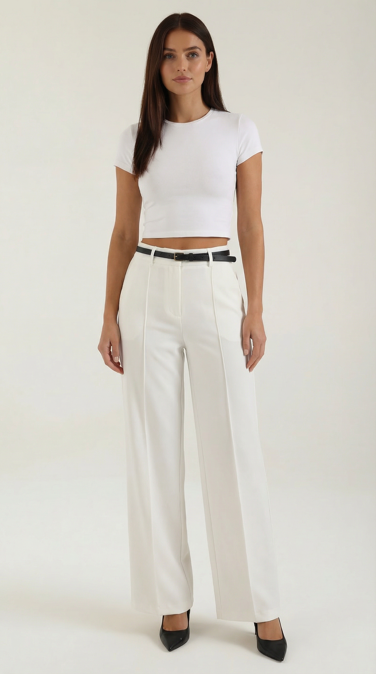 Stoffhose mit Bundfalten, Gürtel und weitem Bein für Damen - Weiss