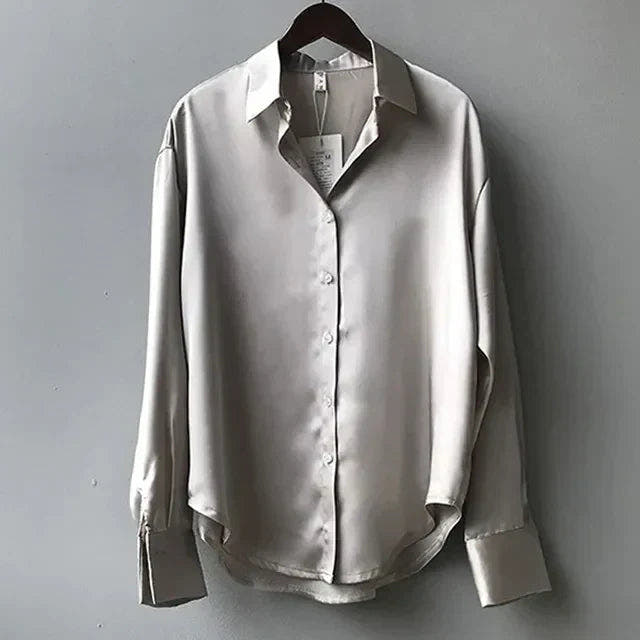 Bluse Damen aus Satin, Oversize mit Hemdkragen und langen Ärmeln