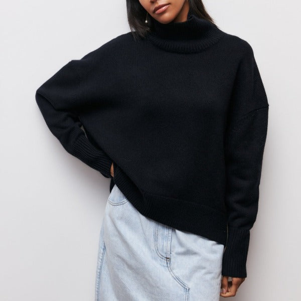 Pullover mit hohem Halsausschnitt und schlichtem Schnitt