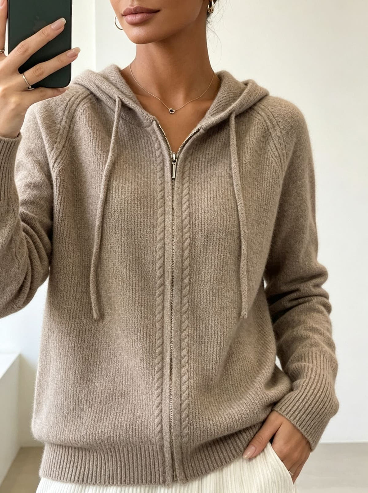 Cardigan Damen aus Feinstrick mit Kapuze und Reissverschluss