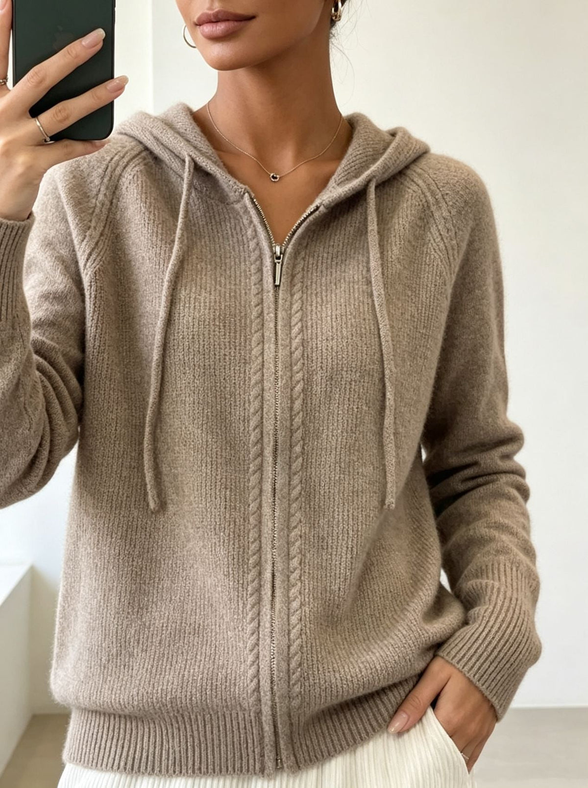 Cardigan Damen aus Feinstrick mit Kapuze und Reissverschluss