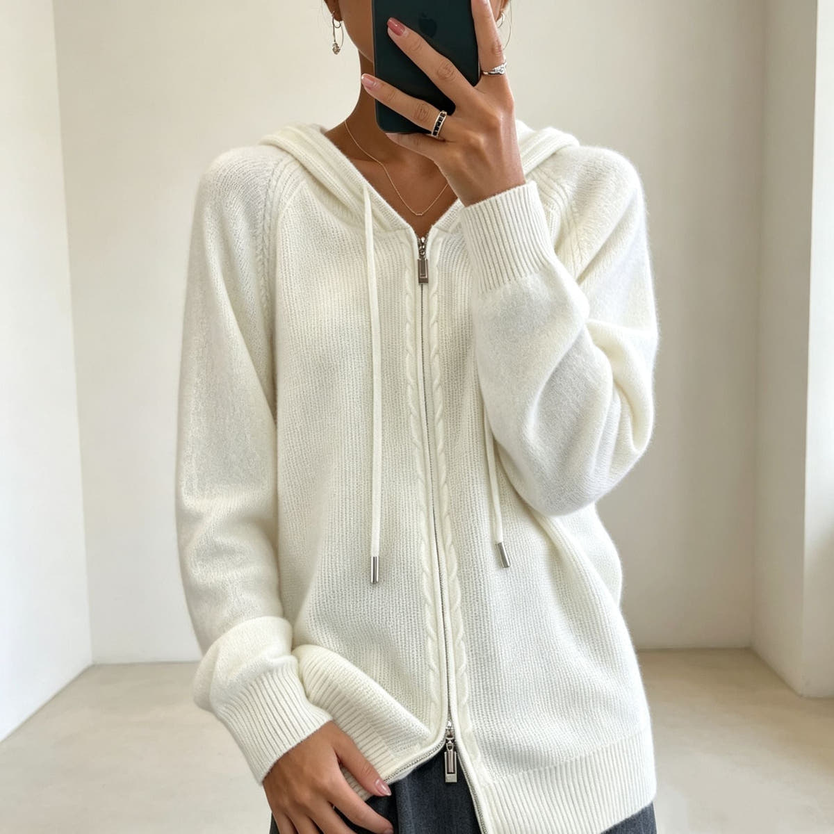 Cardigan Damen aus Feinstrick mit Kapuze und Reissverschluss
