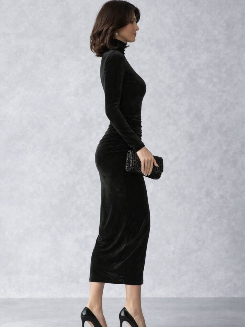Festliches Kleid aus Samt mit Raffung und Rollkragen für Damen