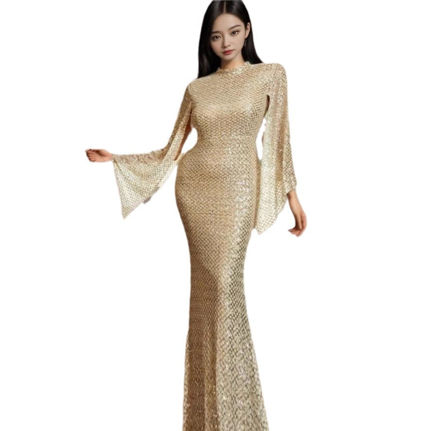 Festliches Kleid mit Pailletten und fliessenden Ärmeln für Damen
