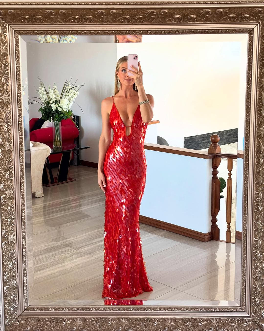 Festliches Kleid mit offenem Rücken und V-Ausschnitt für Damen