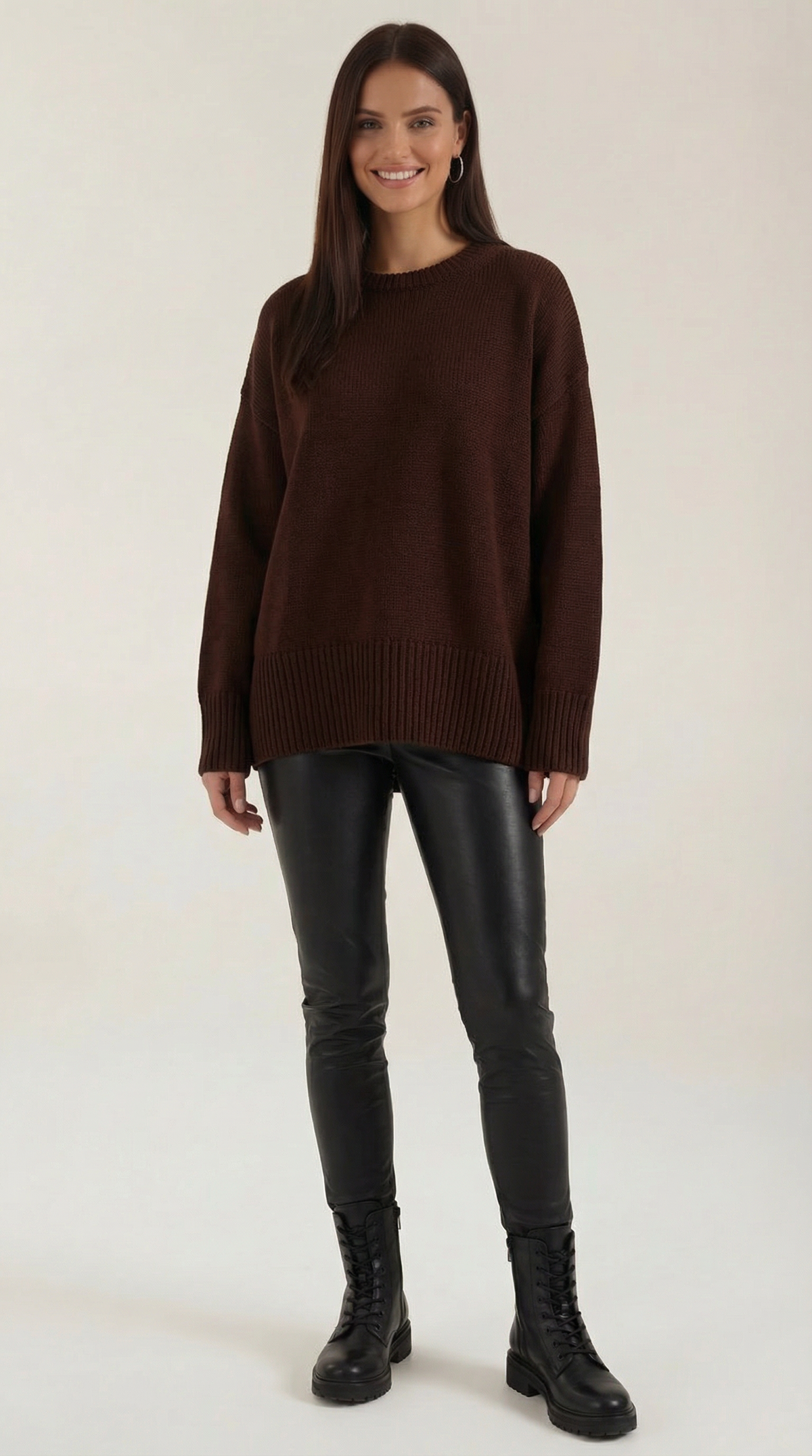 Pullover in Oversize-Passform mit Rundhals und Rippensaum für Damen - Braun