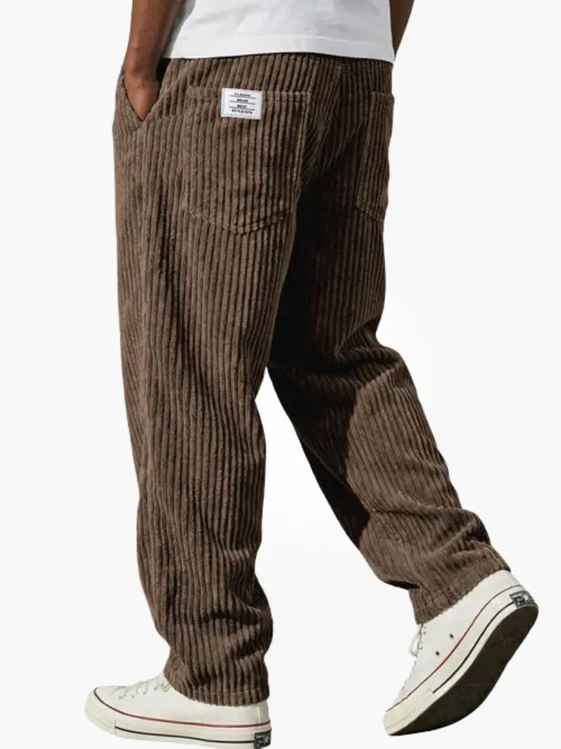 Cordhose Damen weich und wärmend, lockere Passform für Herbst und Winter