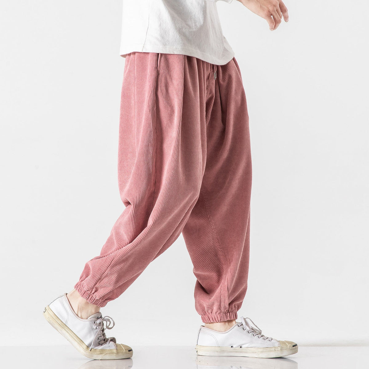 Cordhose Herren locker und knöchellang mit Bundfalten