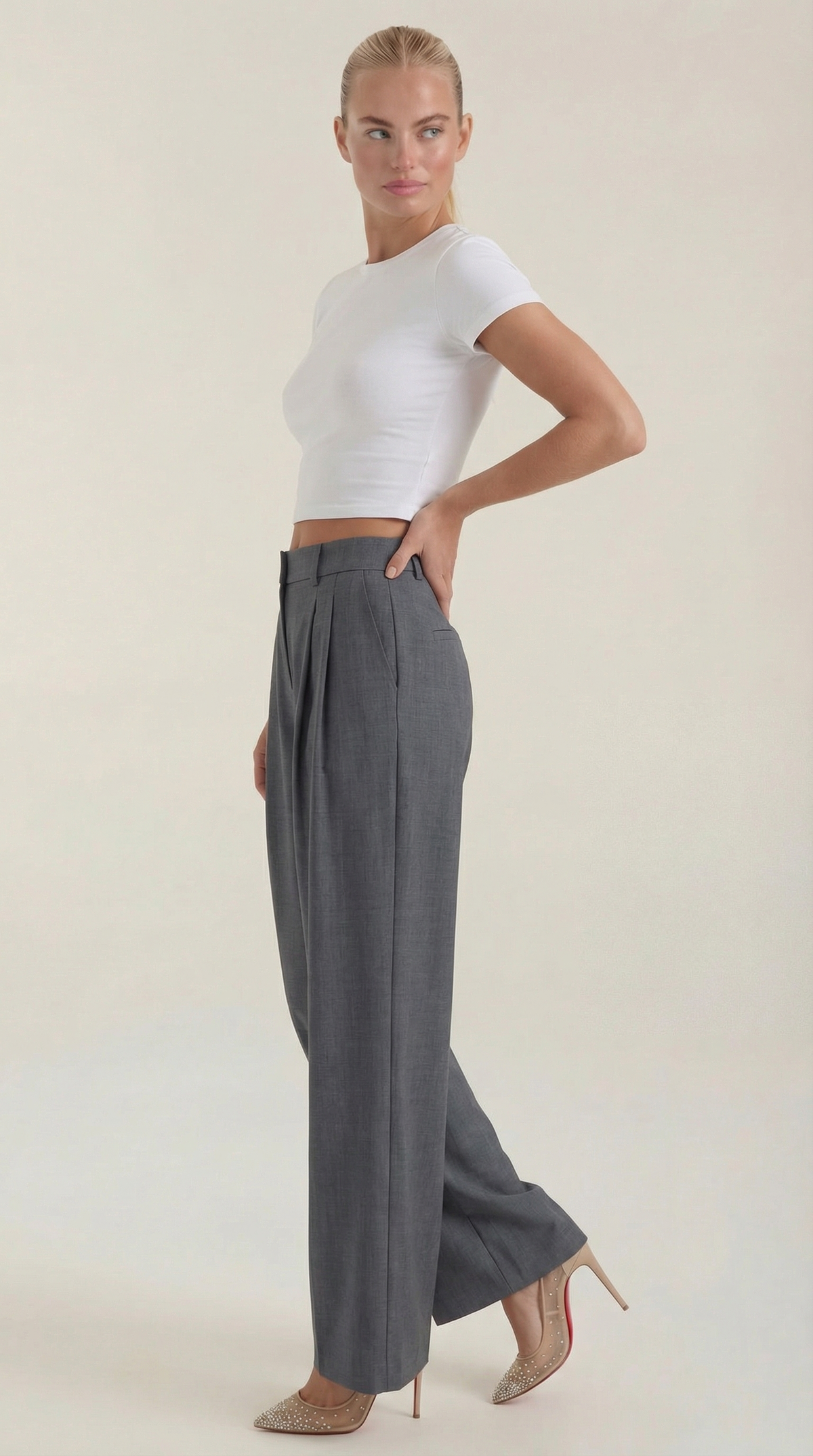 Stoffhose in Anzugoptik mit Bundfalten und weitem Bein für Damen