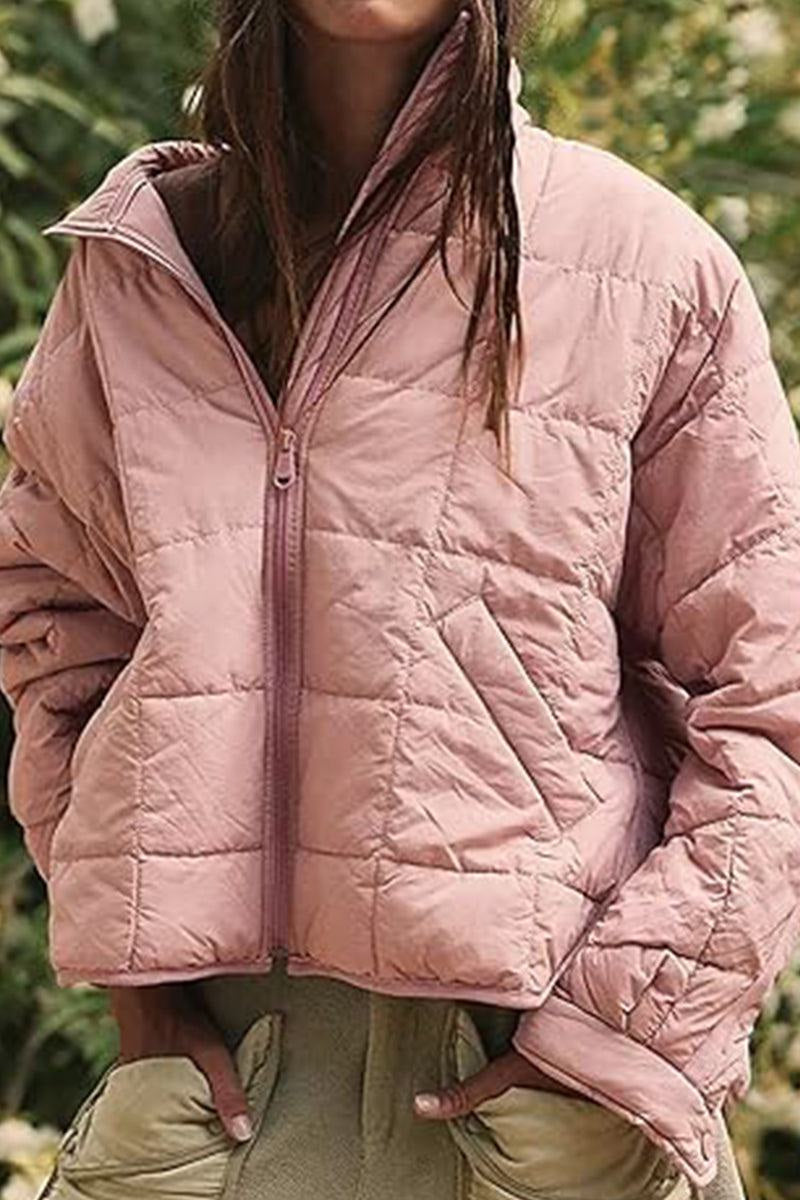 Daunenjacke Damen leicht für den Übergang mit Stehkragen