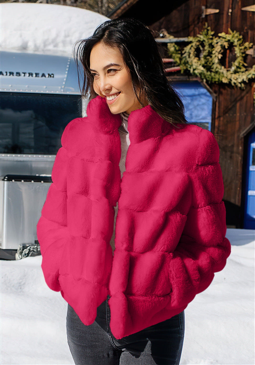 Daunenjacke Damen warm gepolstert, locker mit hohem Kragen