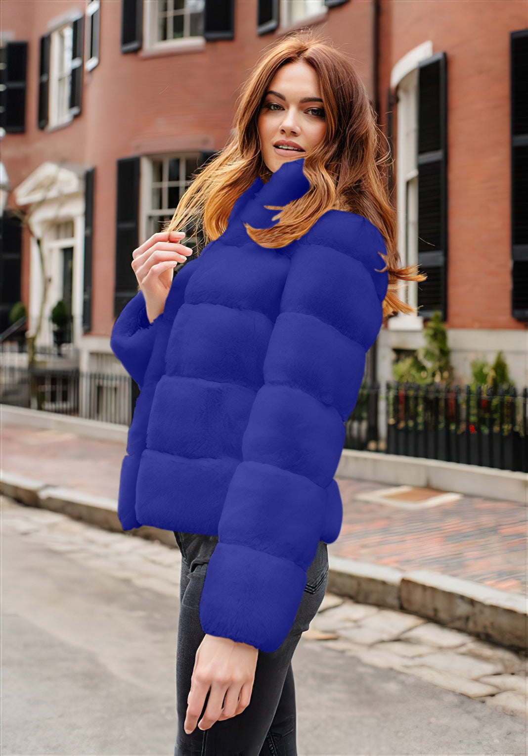 Daunenjacke Damen warm gepolstert, locker mit hohem Kragen