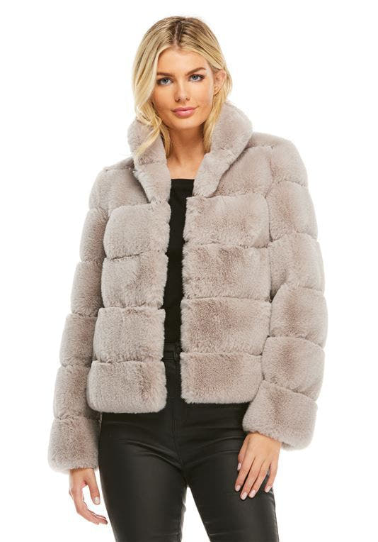 Daunenjacke Damen warm gepolstert, locker mit hohem Kragen