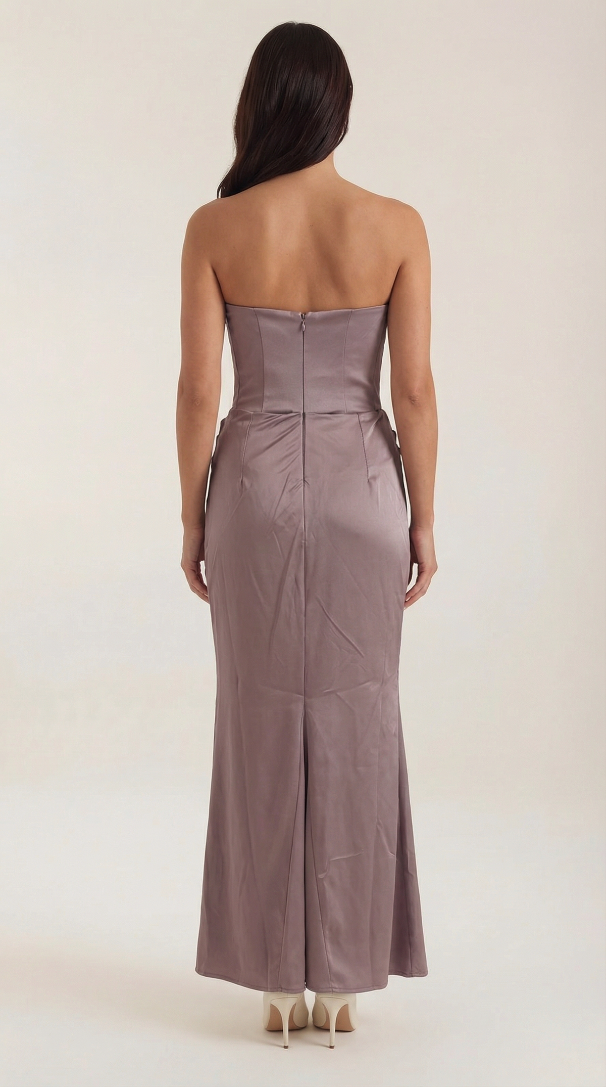 Langes Kleid trägerlos mit Korsagenoberteil und Raffung für Damen