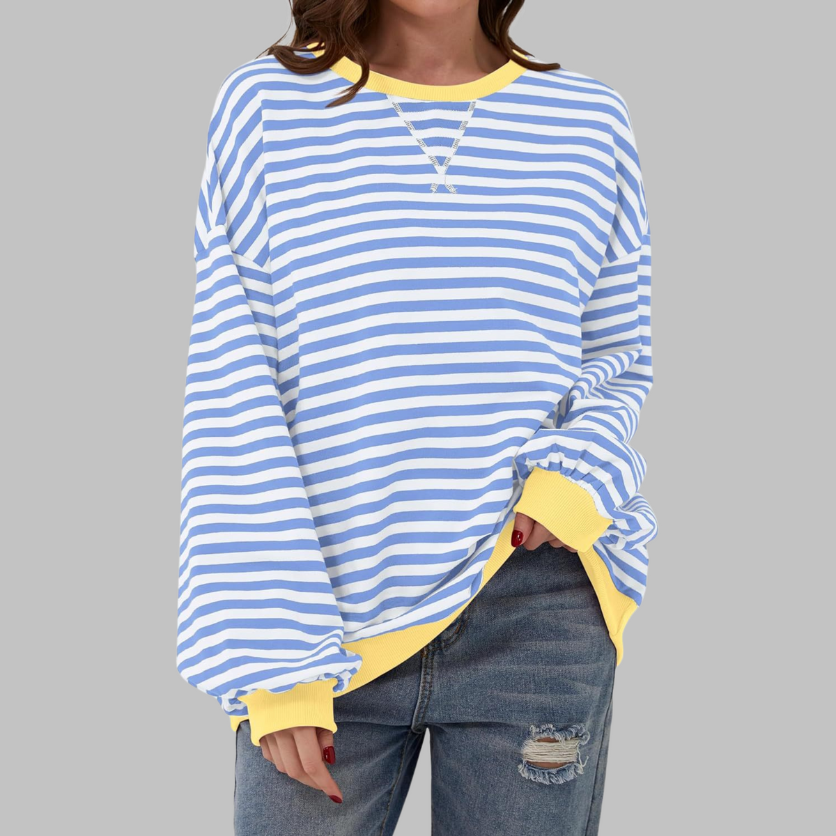 Hoodie Damen Oversize hüftlang mit Rundhalsausschnitt und Ballonärmeln