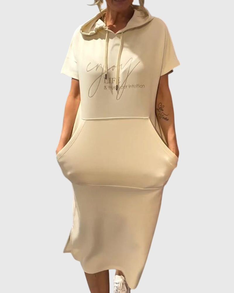 Kleid mit Kapuze und Taschen in lockerer Passform