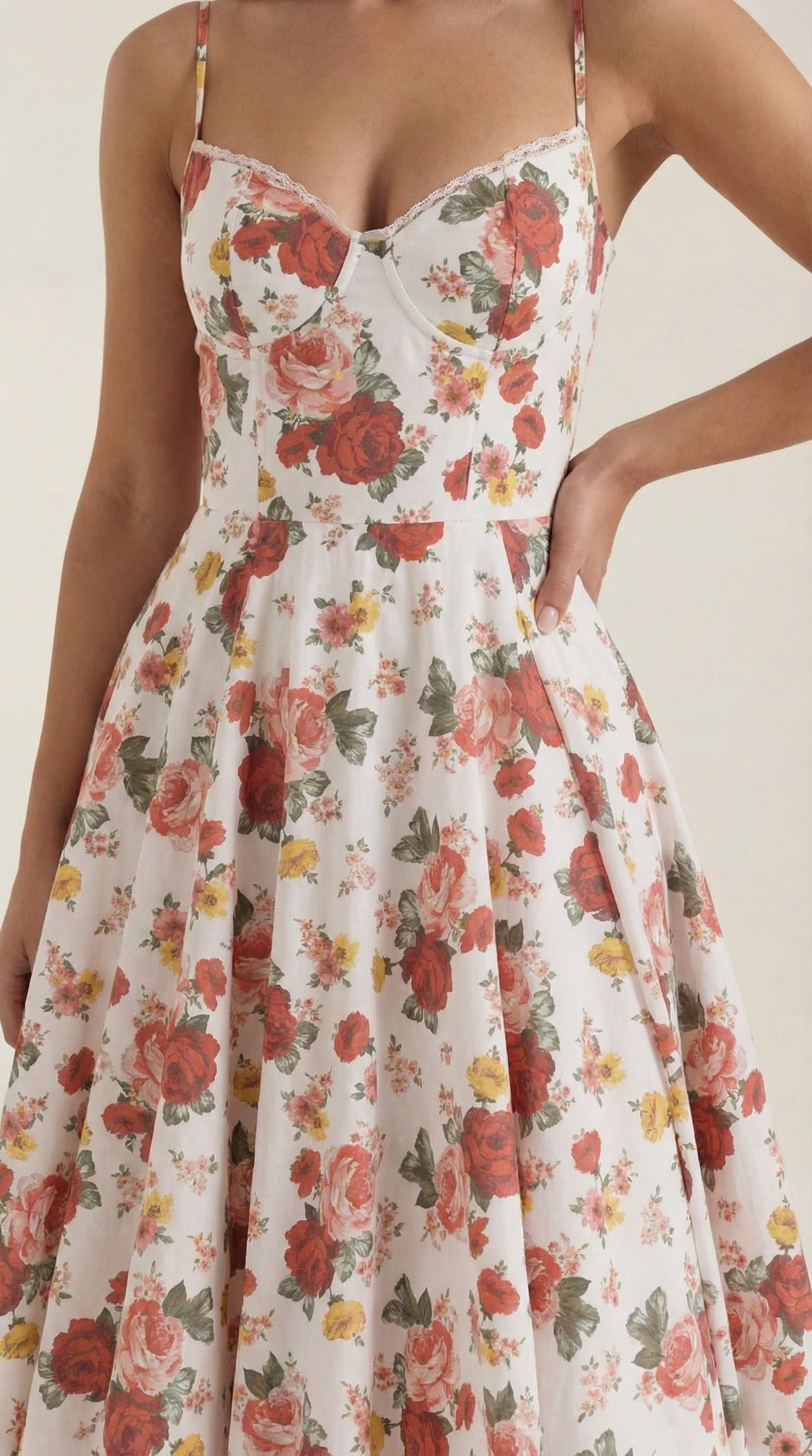 Midikleid mit Herzausschnitt, Tüllrock und Taschen für Damen